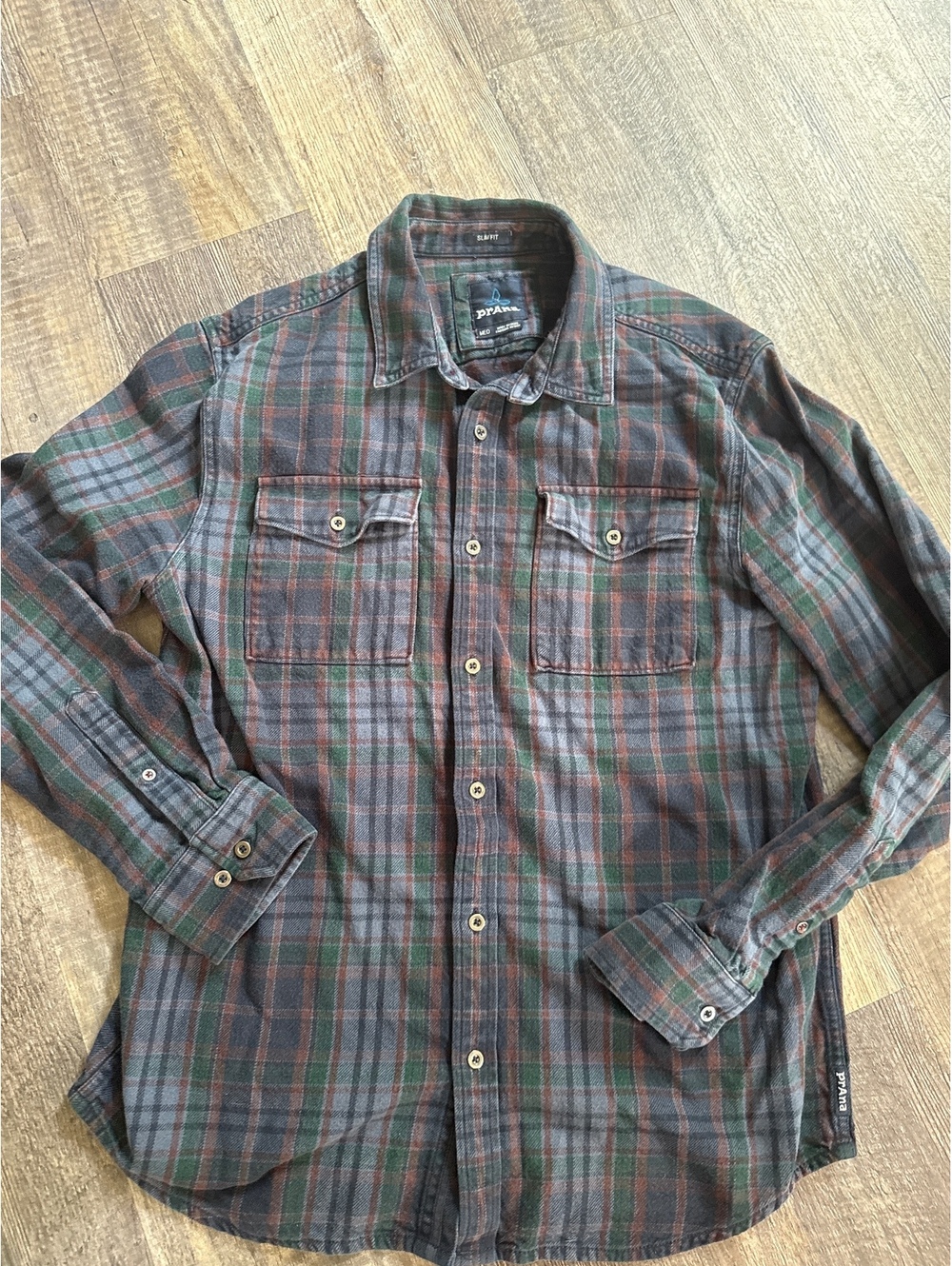 prAna Slim Fit Plaid Button-Up Shirt Medium